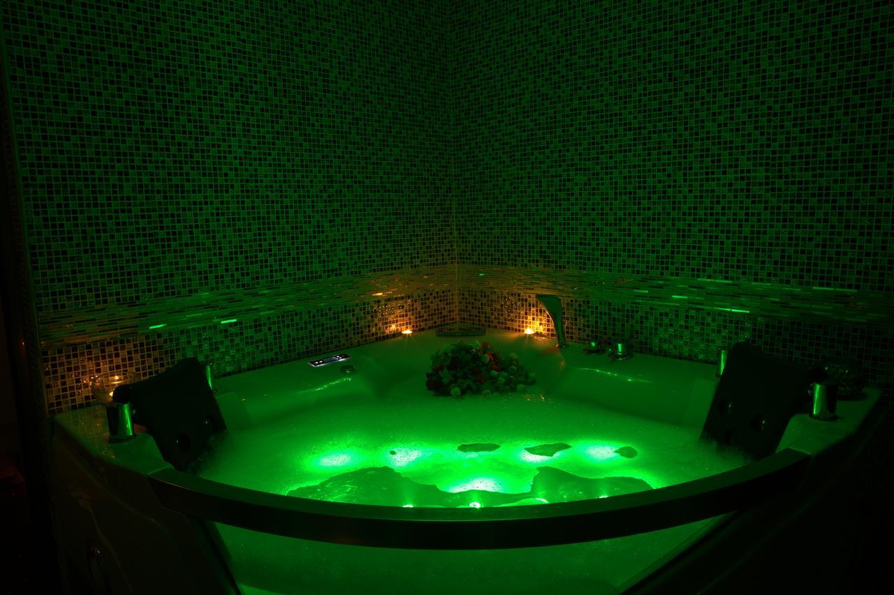 Regal Plaza Hotell 3*