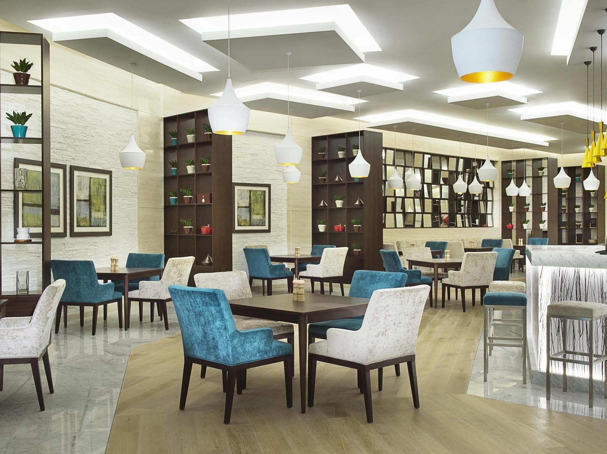 Apartahotel Damac Maison De Breeze 2*