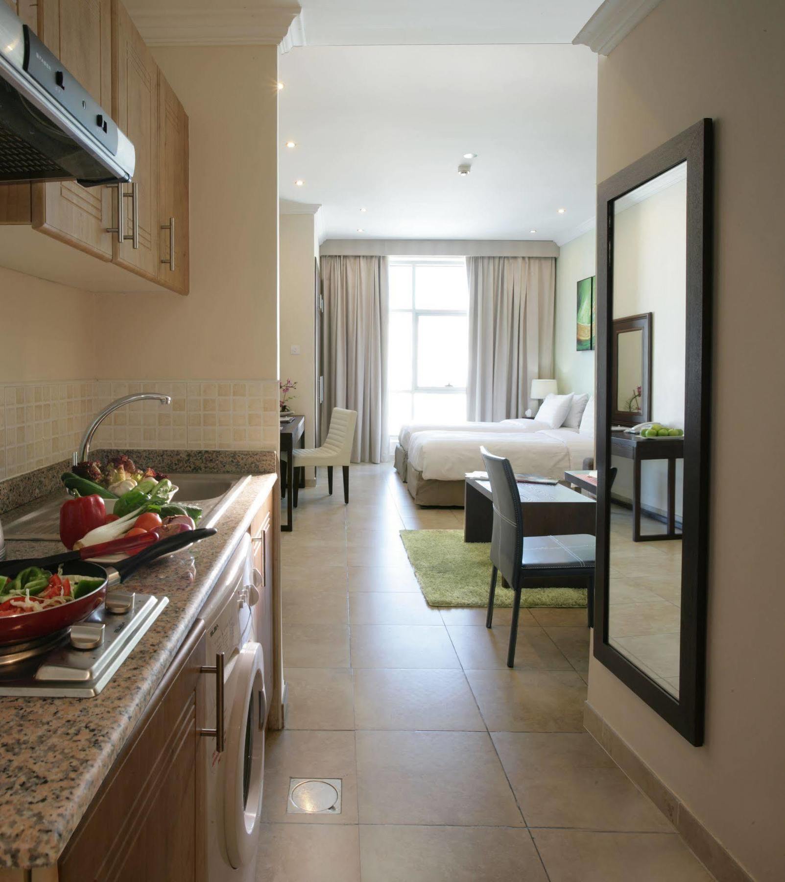 Apartahotel Auris Deira