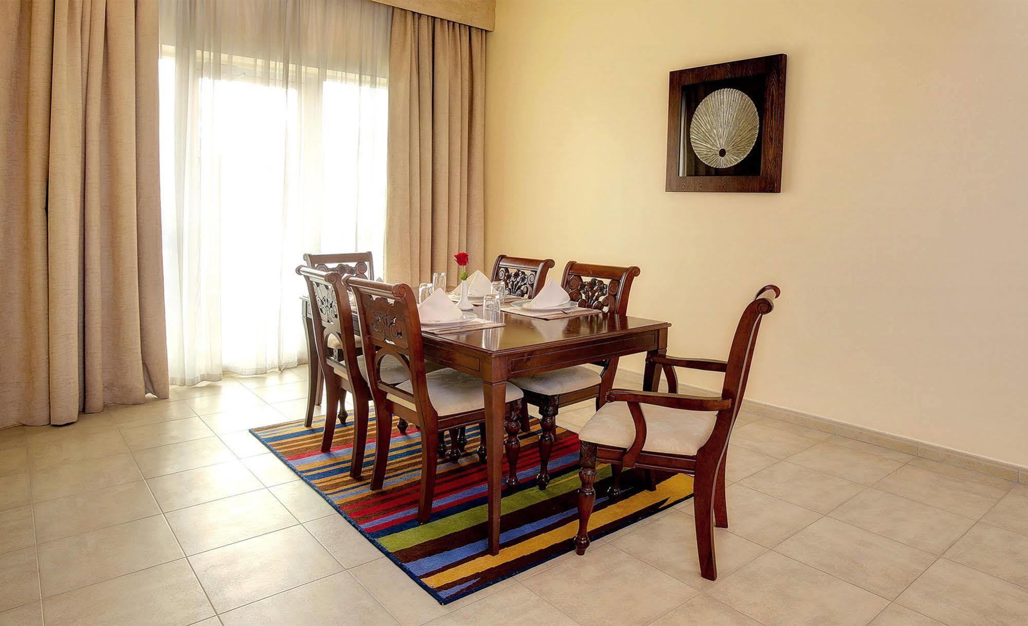 Dusit Marina Apart-hotel