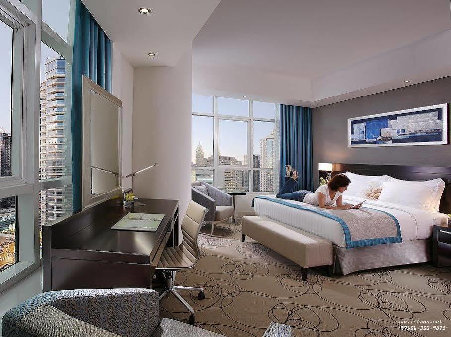 Ramada By Wyndham Barsha Heights Hotell