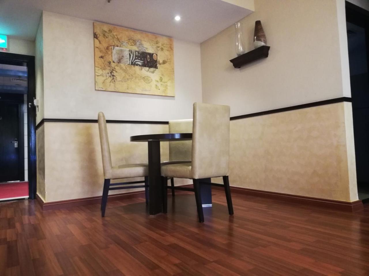 Boulevard Apartahotel