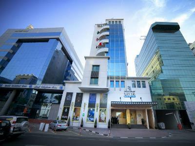 Raviz Center Point Hotel
