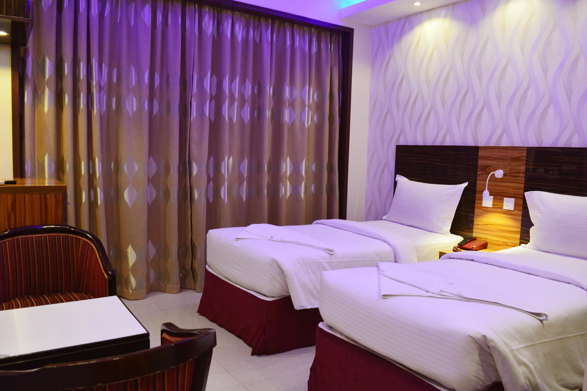 Zagy Hotell *