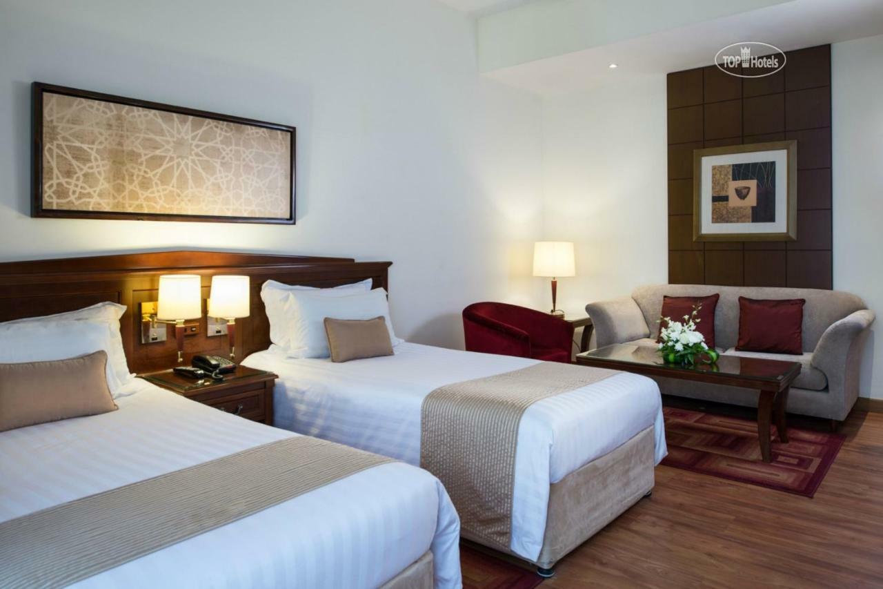 Hotell Majestic City Retreat