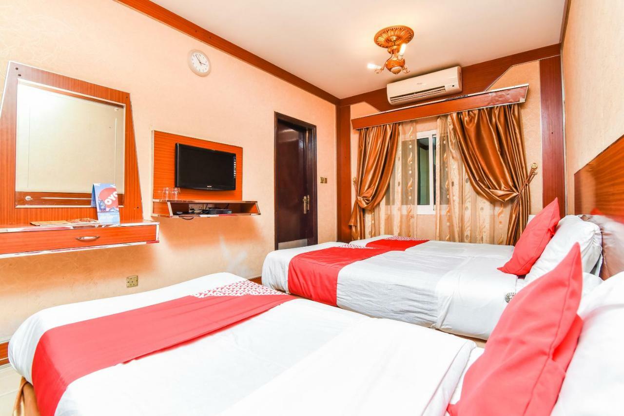 Oyo 180 Evin 3* Dubai