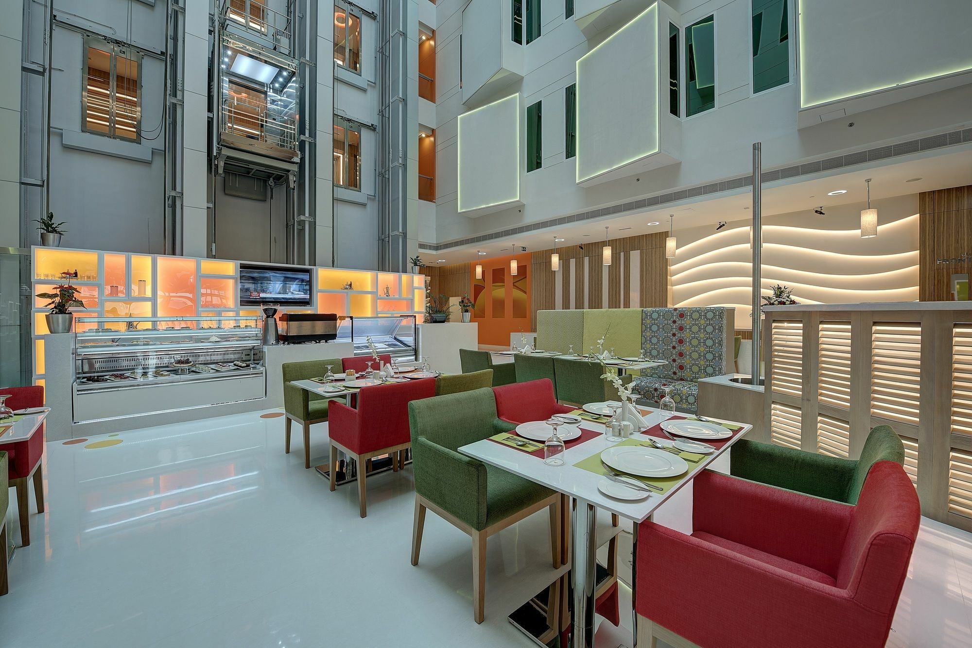 Hotel Al Khoory Atrium Dubái