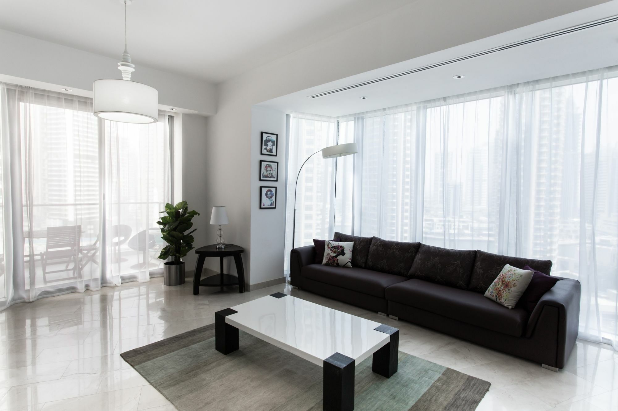 One Perfect - Trident Grand Appartement