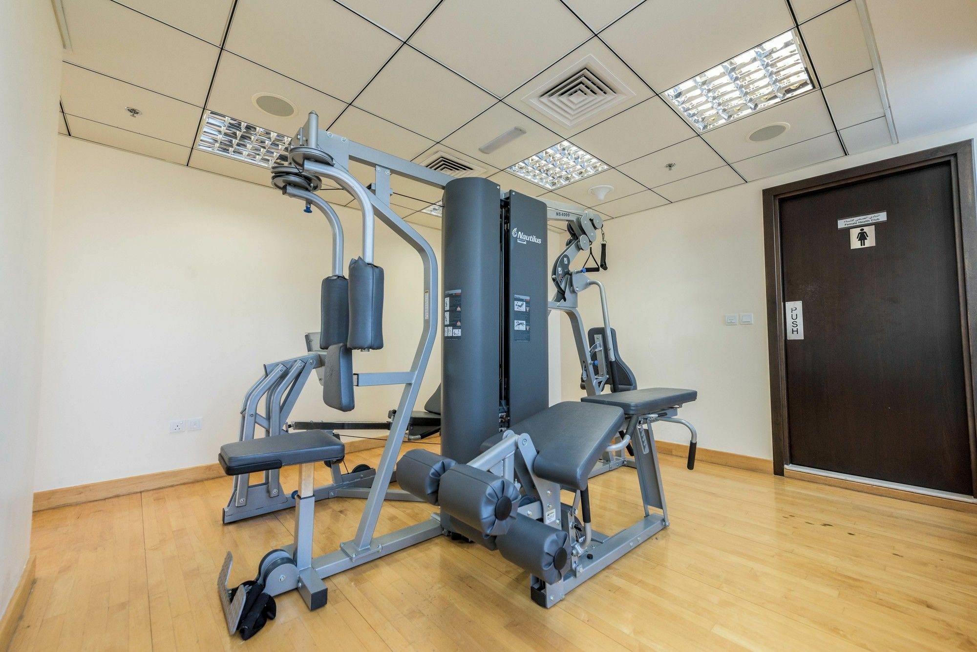 Lejlighed Dhh - Cozy And Bright Studio, Bay West Tower Dubai