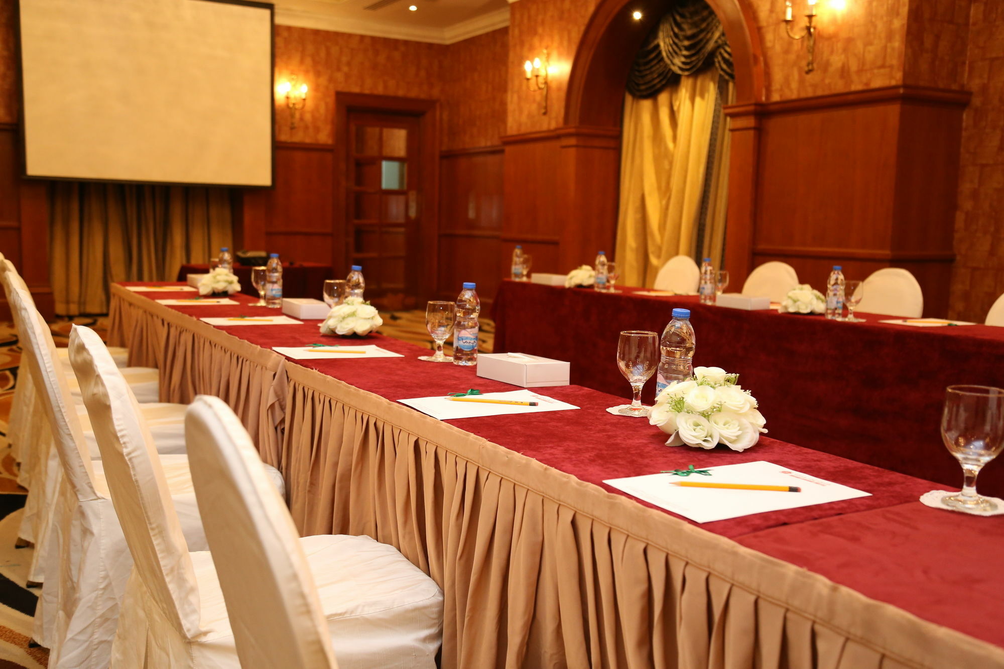 Hotel Abjad Grand Dubái