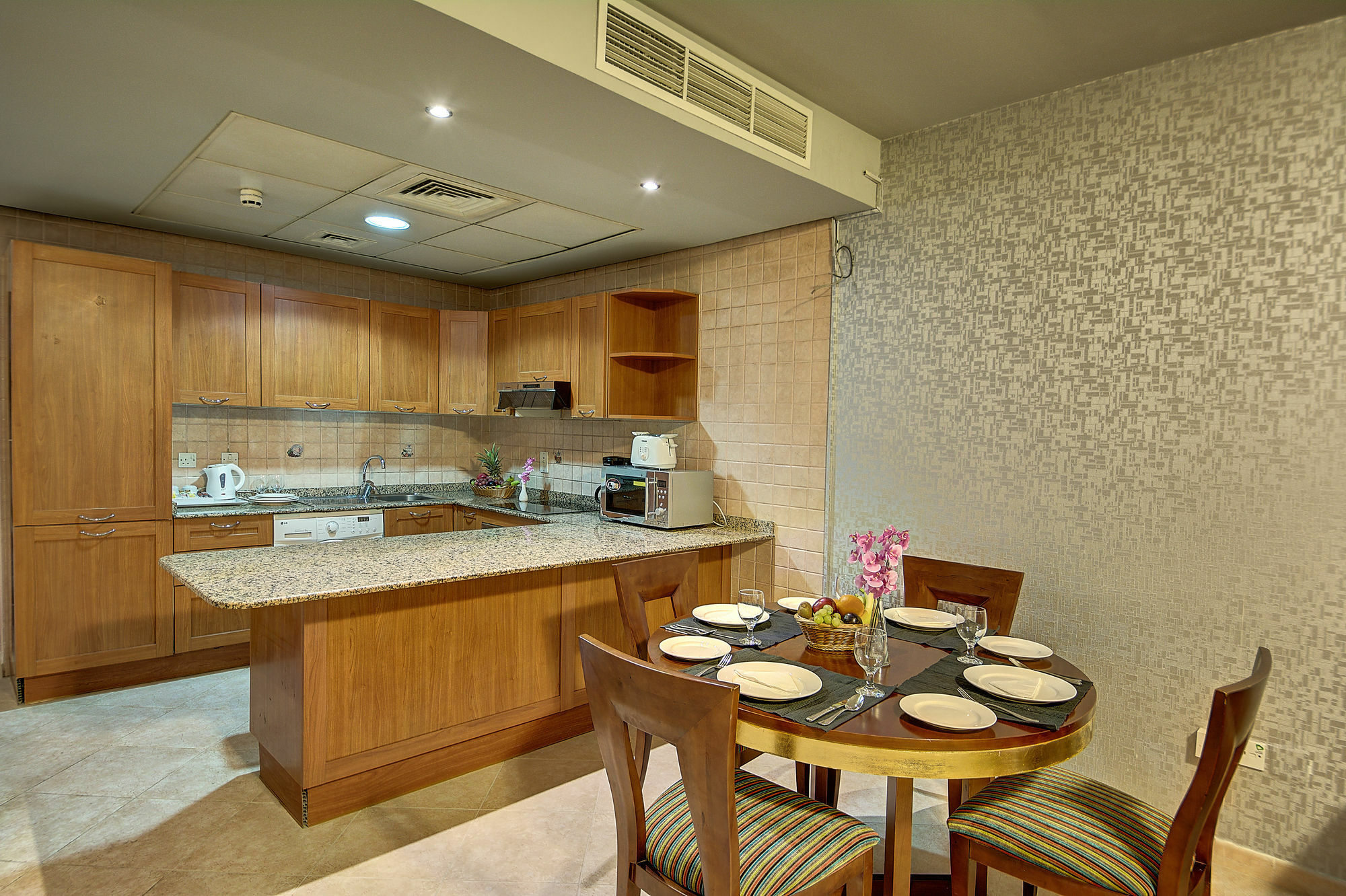 Al Manar Grand