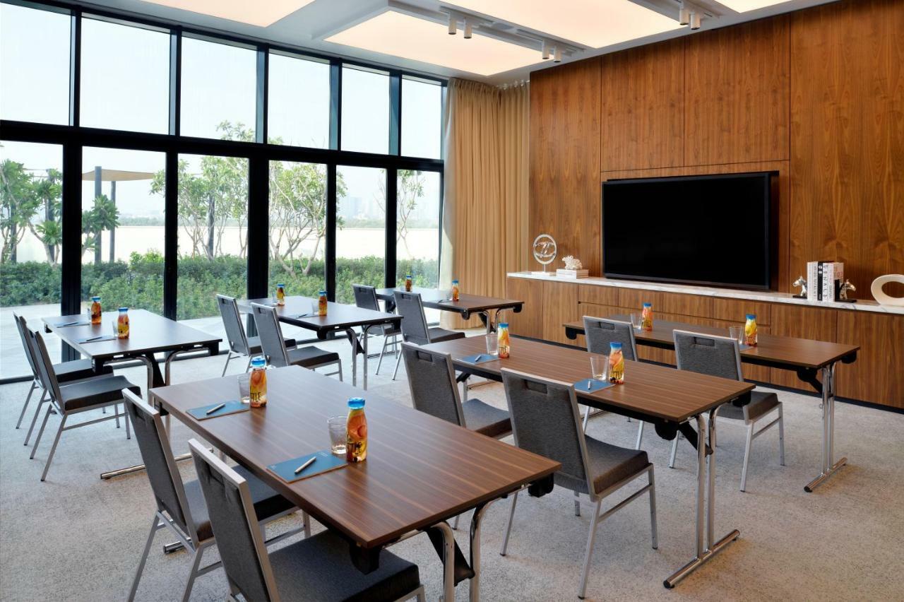 Hotel Vida Emirates Hills