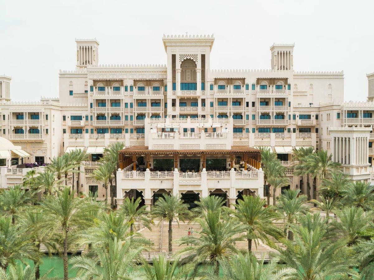 Jumeirah Al Qasr Resort Dubái