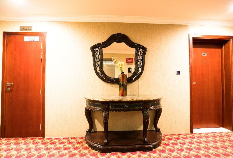Oyo 101 Click Hotel 2*