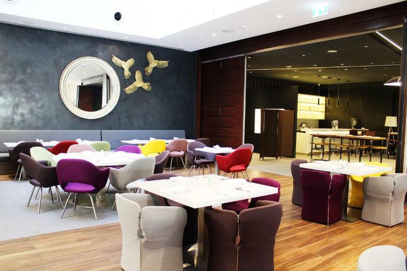 Hyatt Place Wasl District Hotel