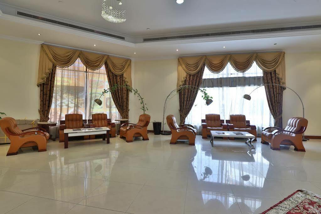Moon Valley Aparthotel