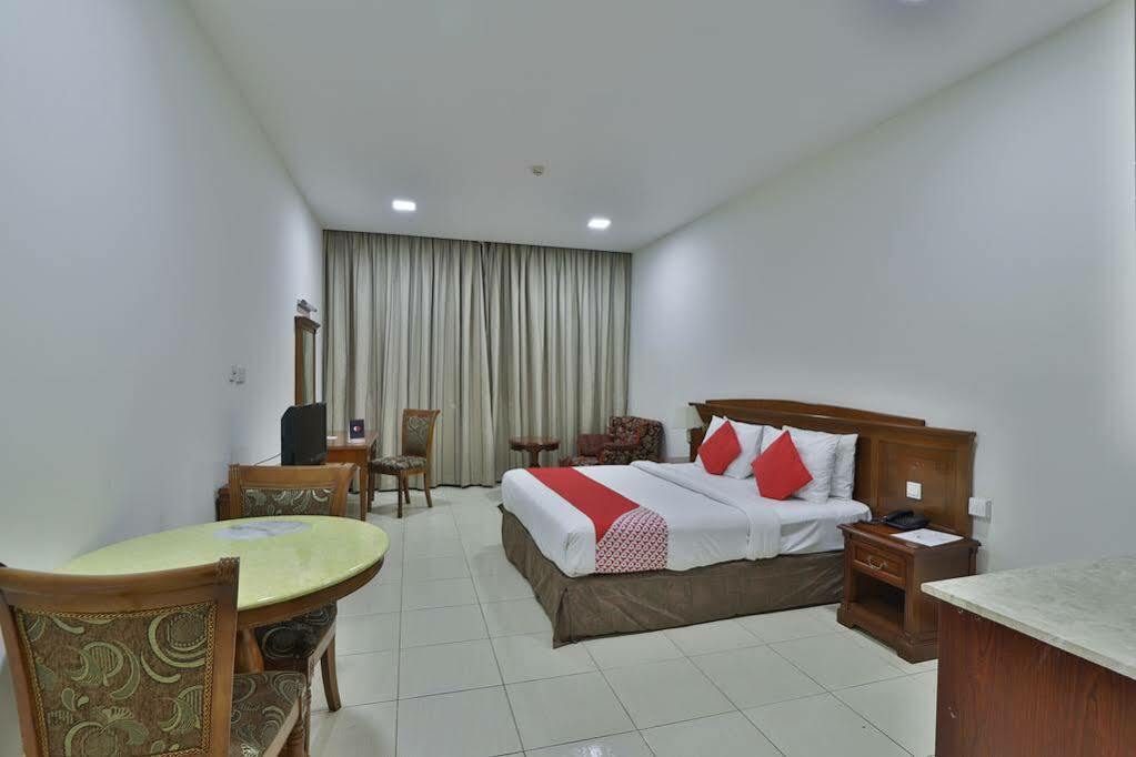 Aparthotel Moon Valley 3*