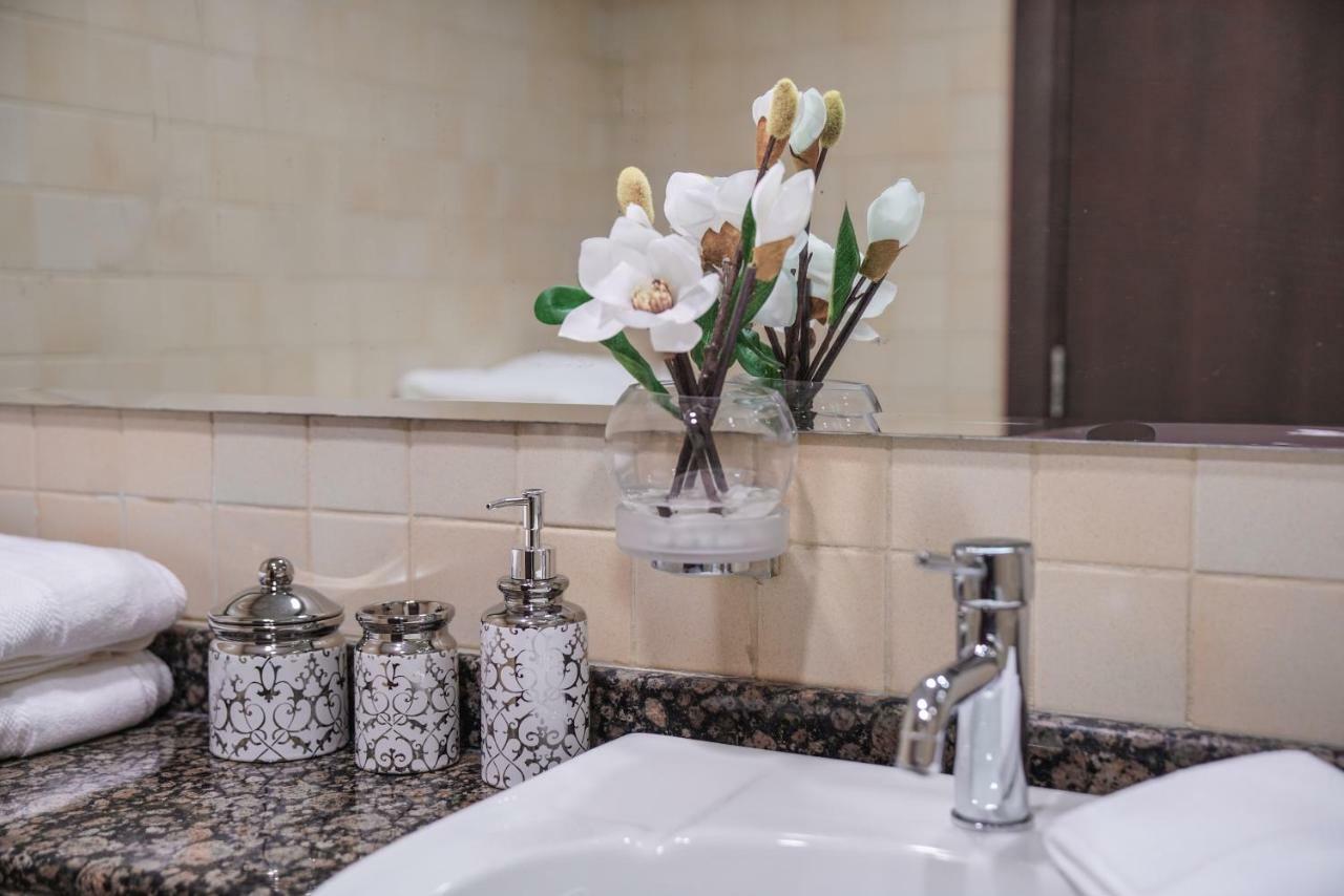 Luxury Casa - Elite Marina 1 Bedroom - Jbr Apartemen