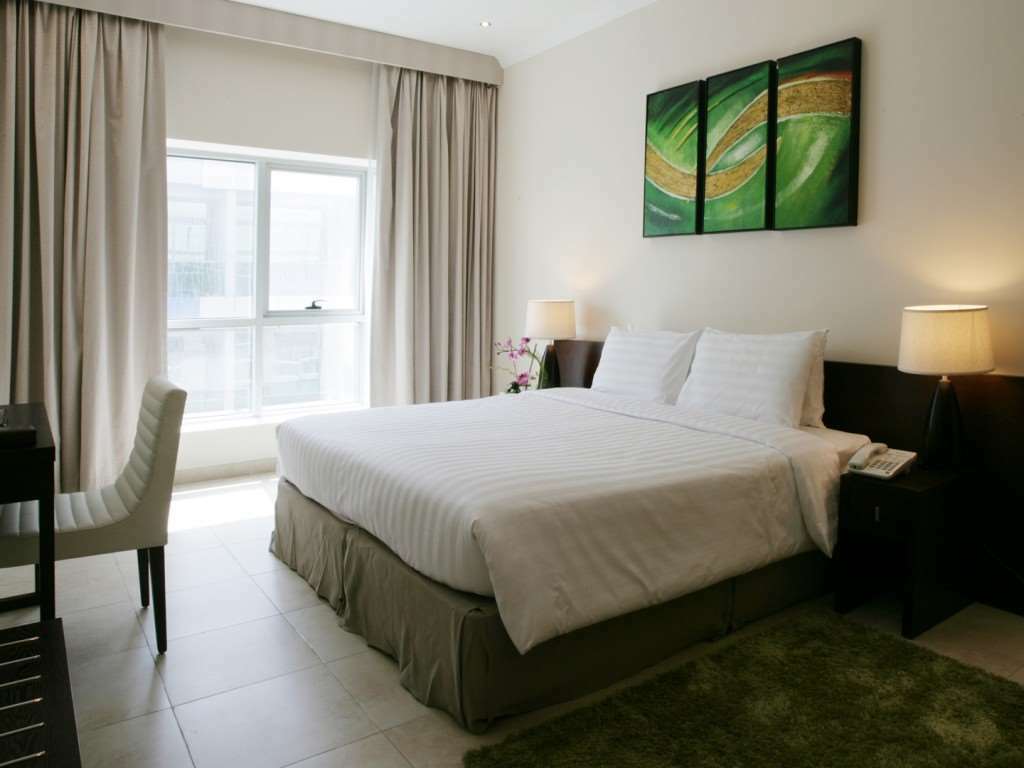 Auris Deira Apartahotel 3*