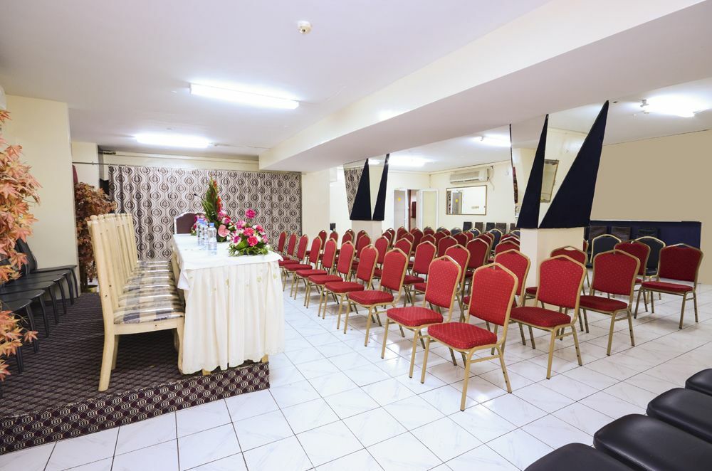 Melody Queen Hotel *