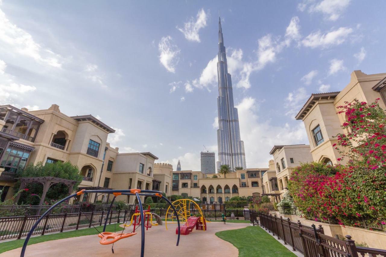 Maison Privee - Opulent Apt Beside Mall W Burj Khalifa Views Dubai