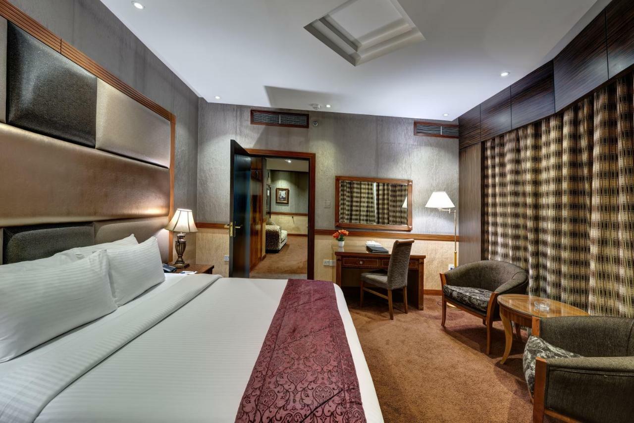 Hotel Delmon Palace 3*