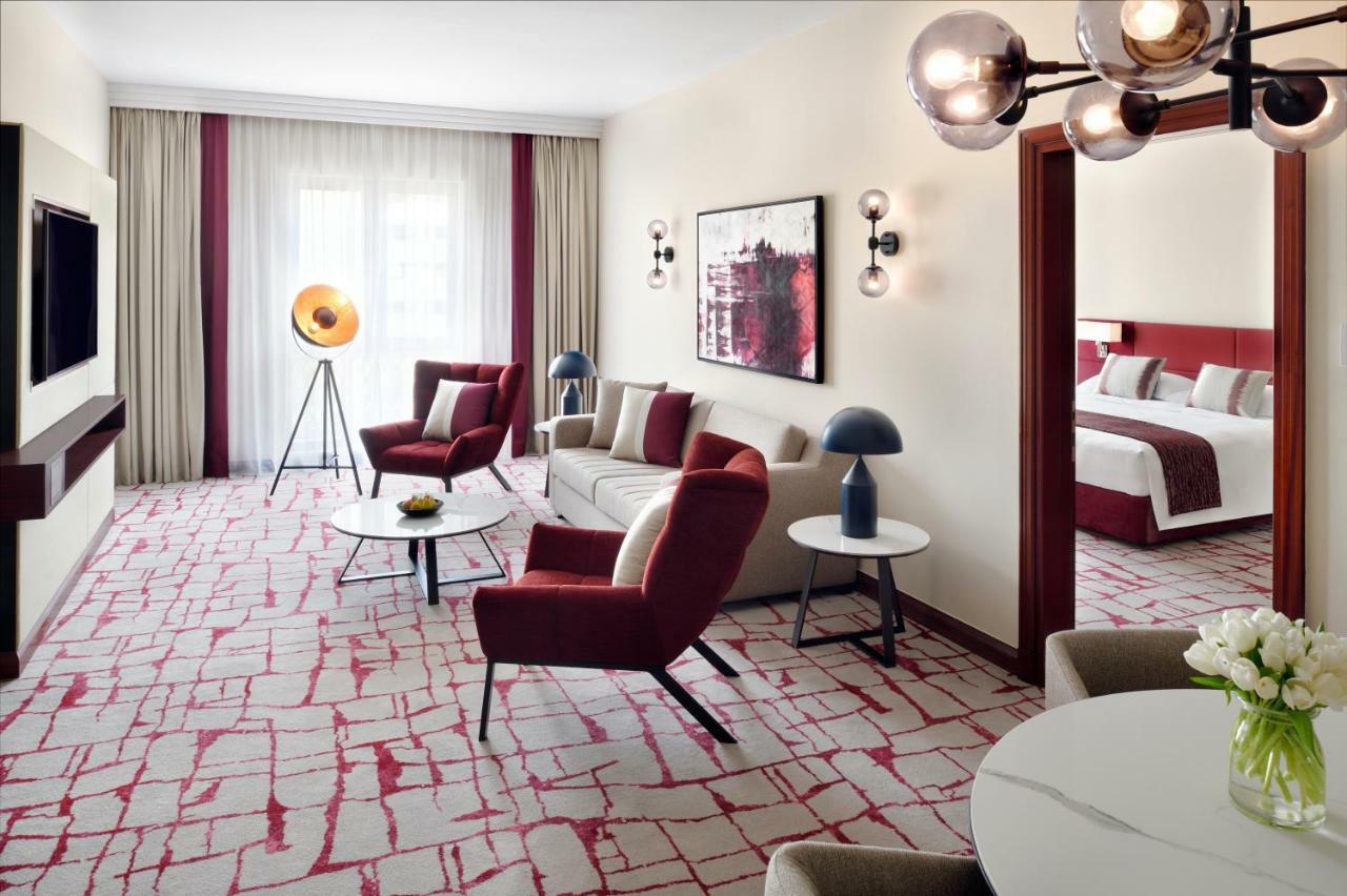 Hotel Moevenpick & Bur