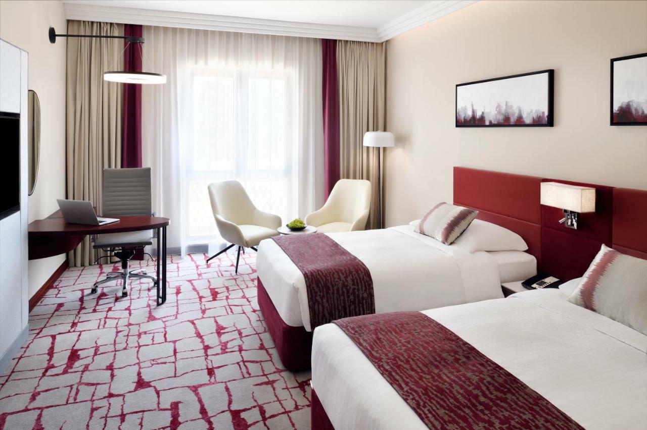 Hotel Moevenpick & Bur