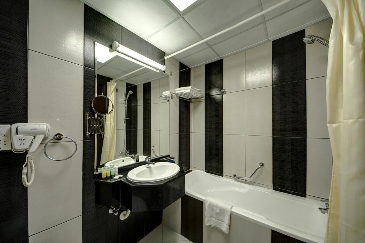 Delmon Palace Hotel Dubai