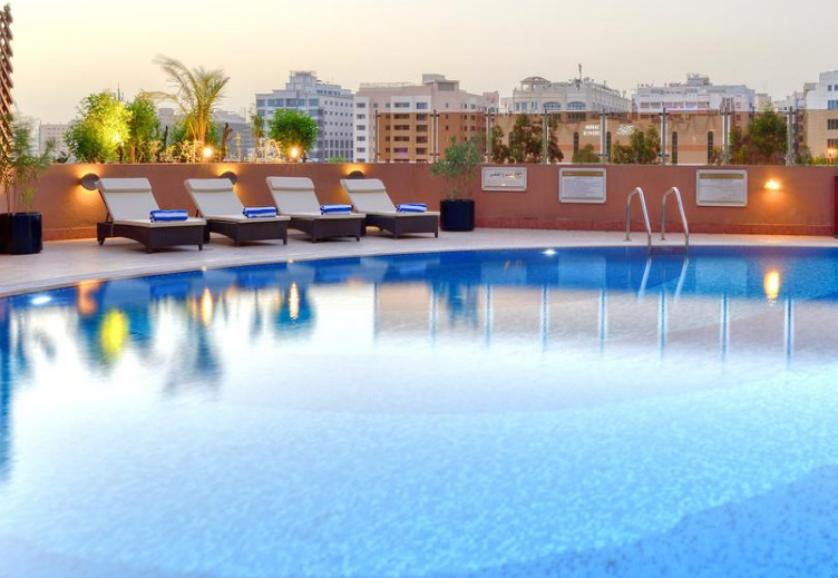 Majestic City Retreat Hotell 4*