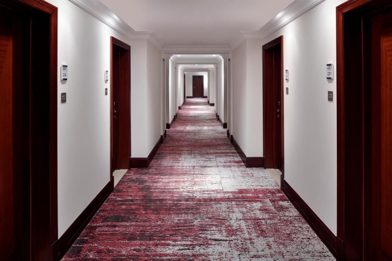 Moevenpick & Bur Hotel