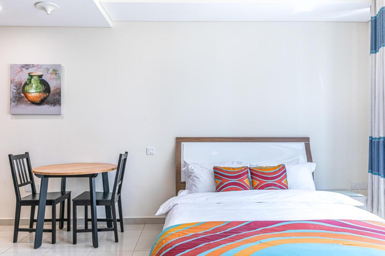 Dhh - Cozy And Bright Studio, Bay West Tower * Dubái