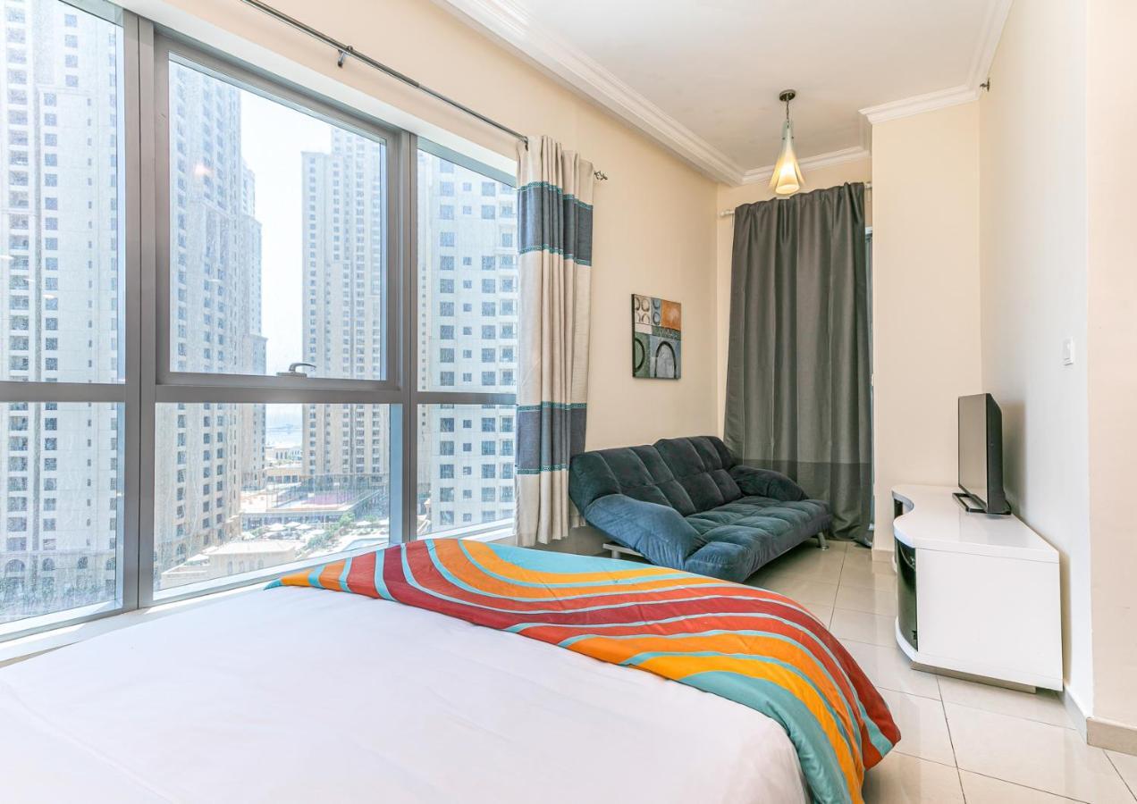 Dhh - Cozy And Bright Studio, Bay West Tower Dubái