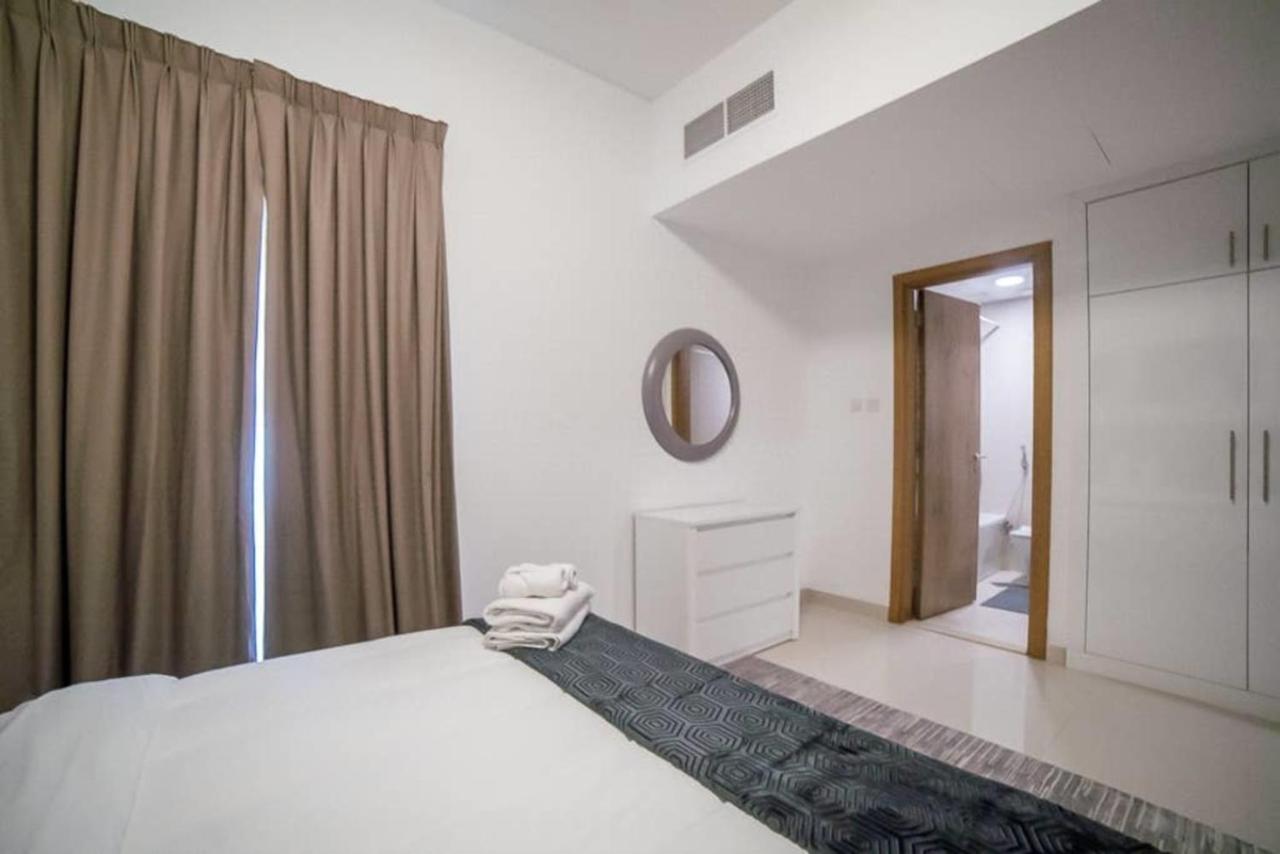 Appartamento Continental Tower, Marina - Luton *