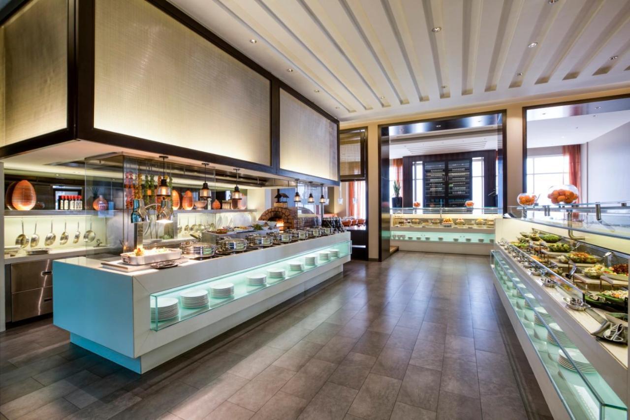 Centro Barsha - By Rotana Hotel Dubái