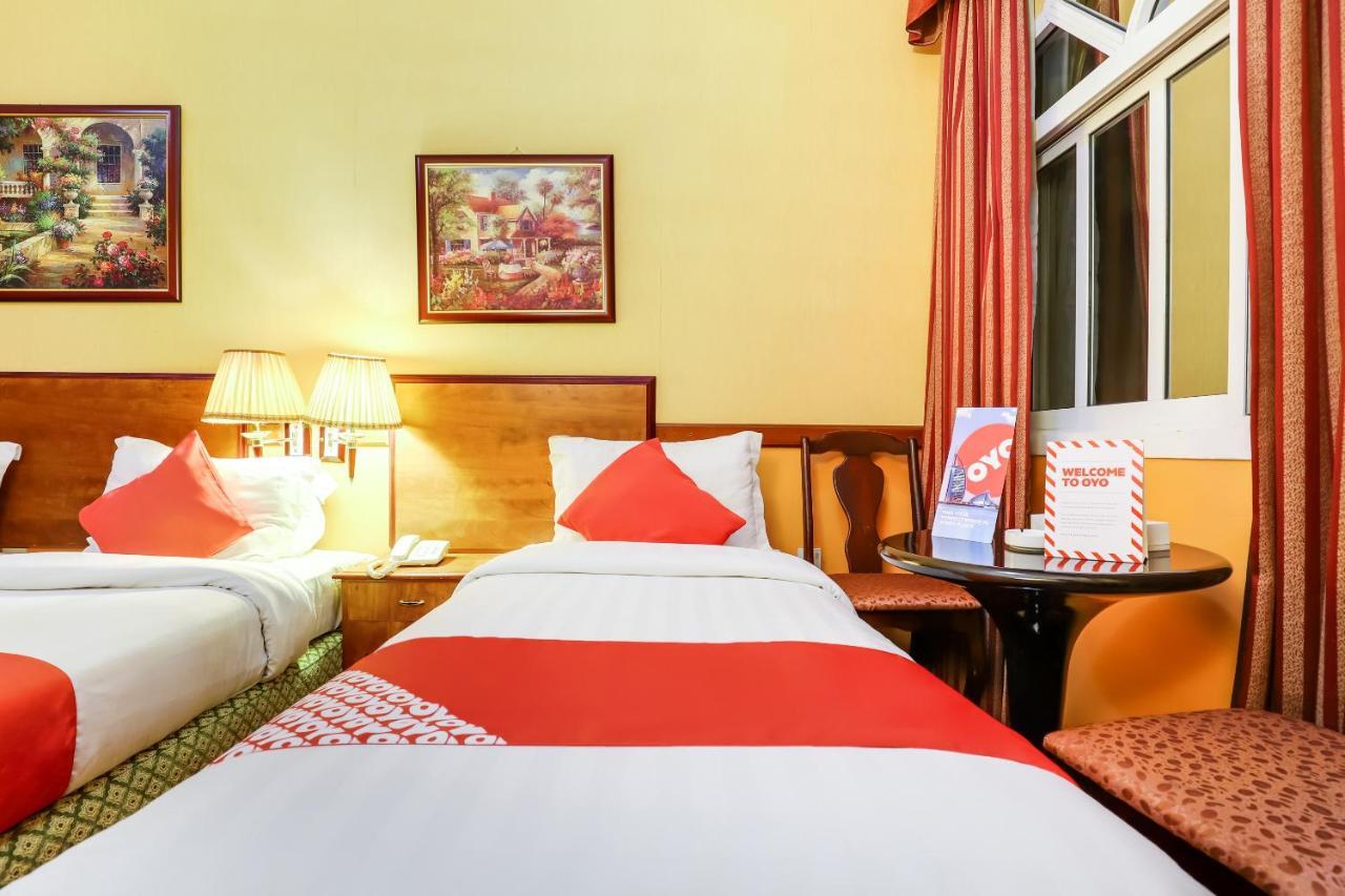 Hotel Oyo 353 Middle East 2*