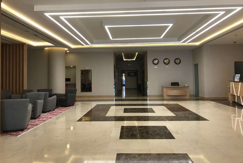 Ramada By Wyndham Deira Hotel 4*