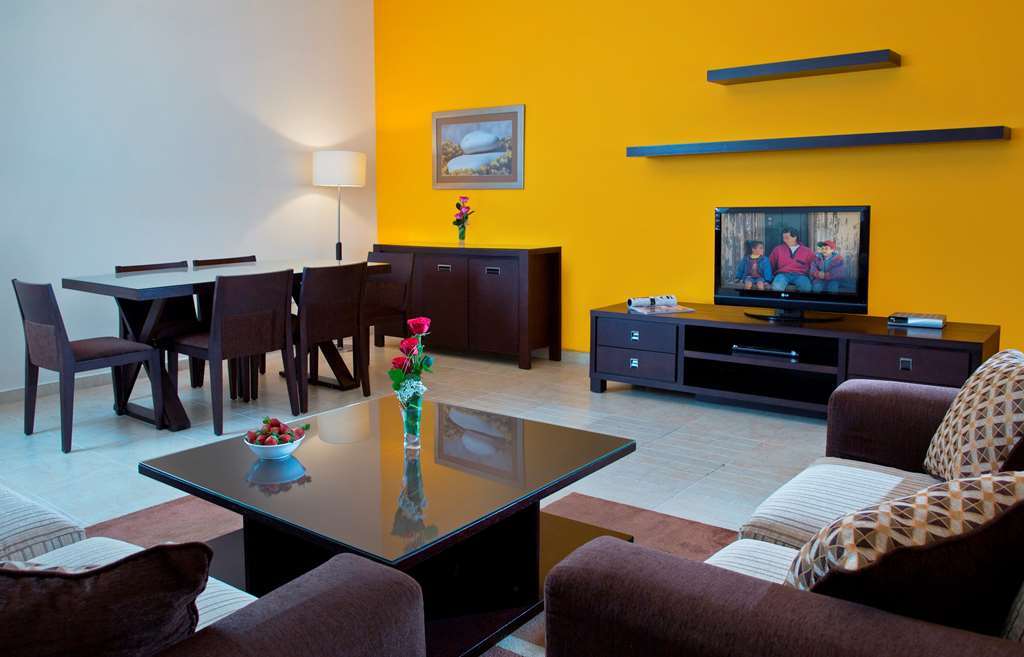 Time Topaz Aparthotel Dubai