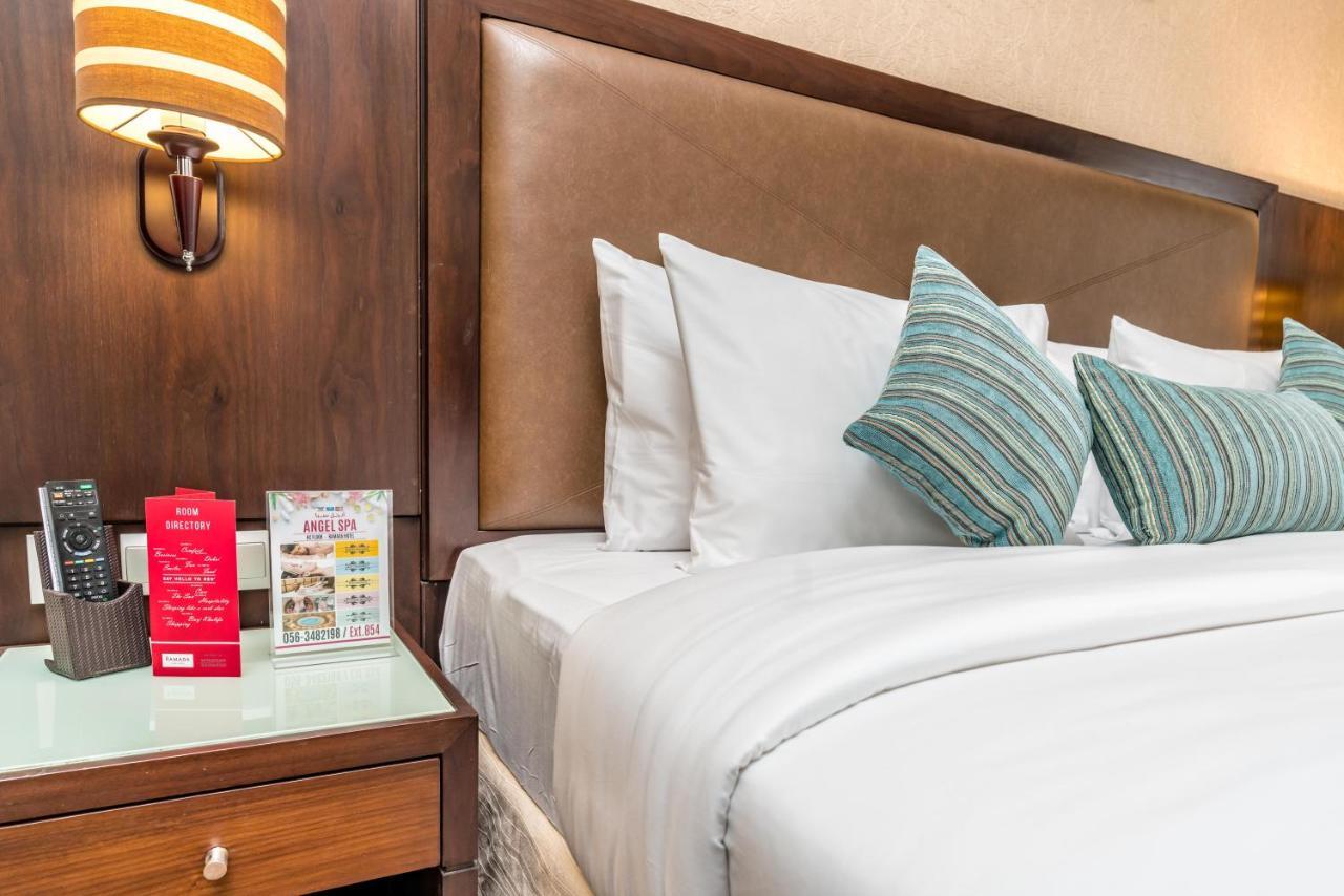 Ramada By Wyndham Deira 4*