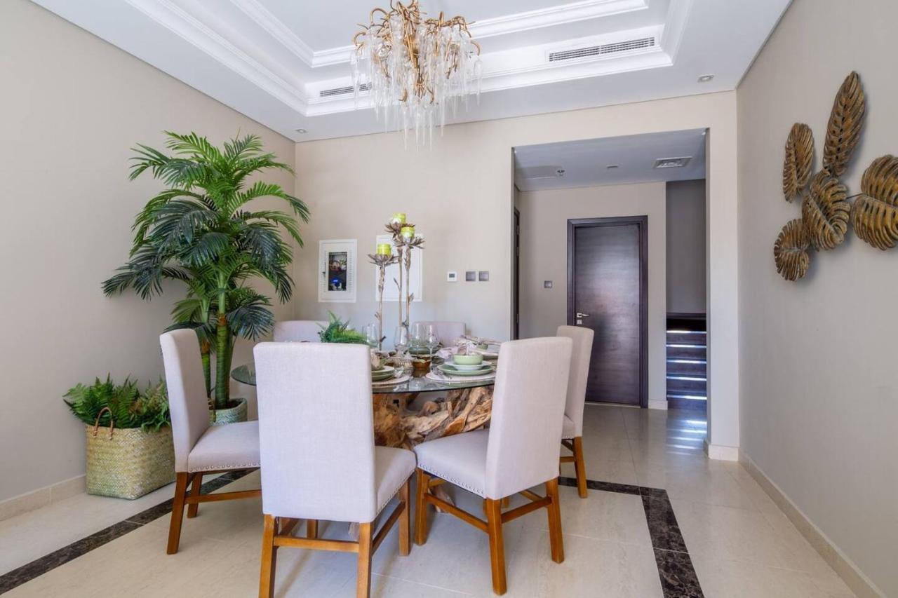 Frank Porter - Mon Reve Apartment Dubai