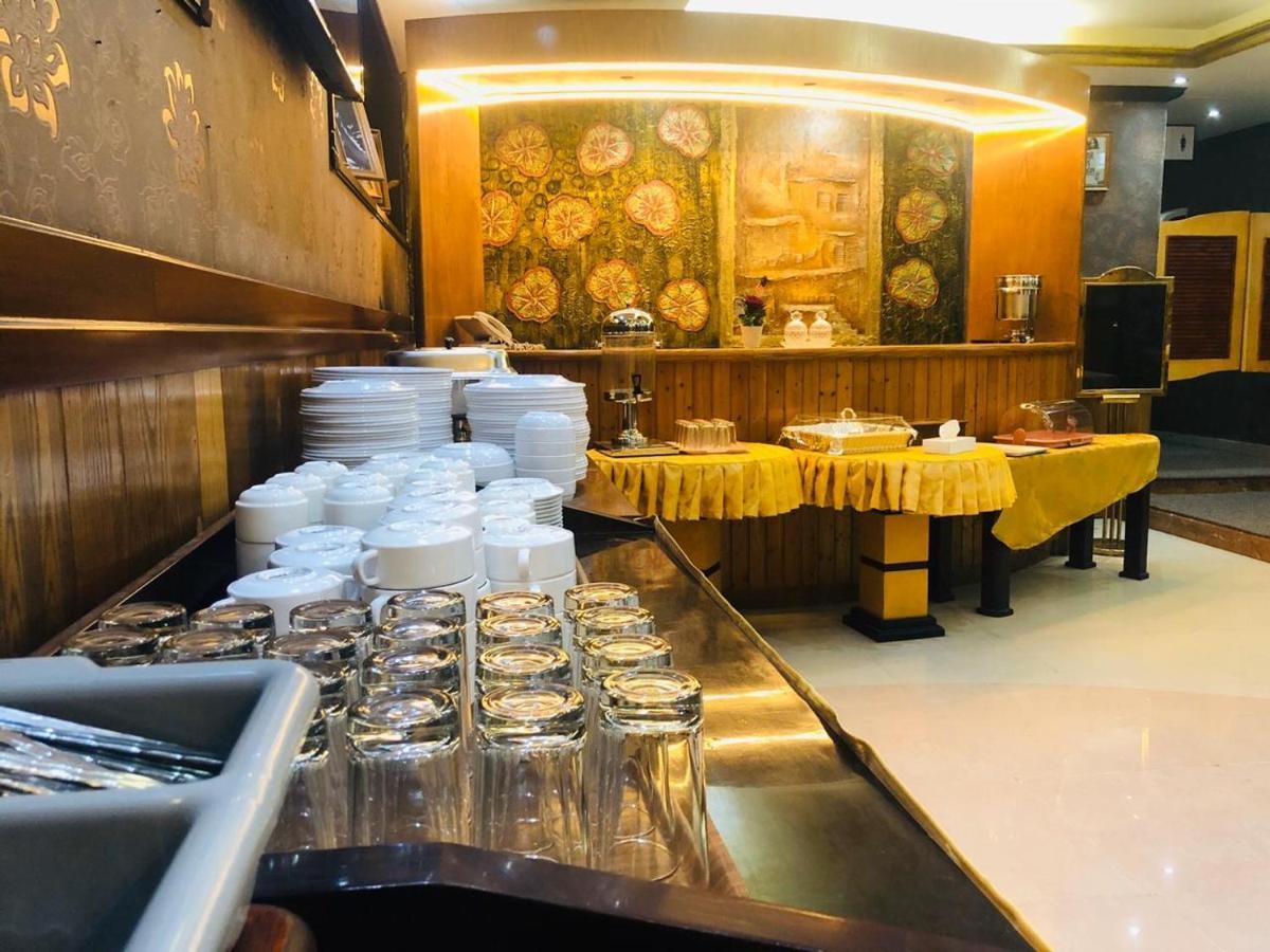 Oriental Corner Hotel