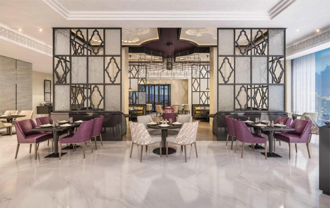 Taj Jumeirah Lakes Towers 5* Dubai