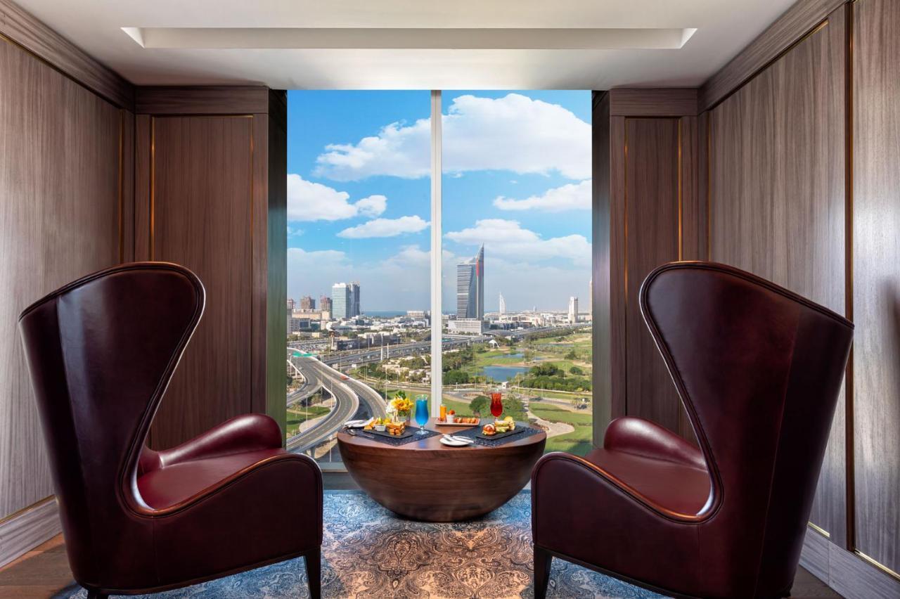 Hotel Taj Jumeirah Lakes Towers 5*