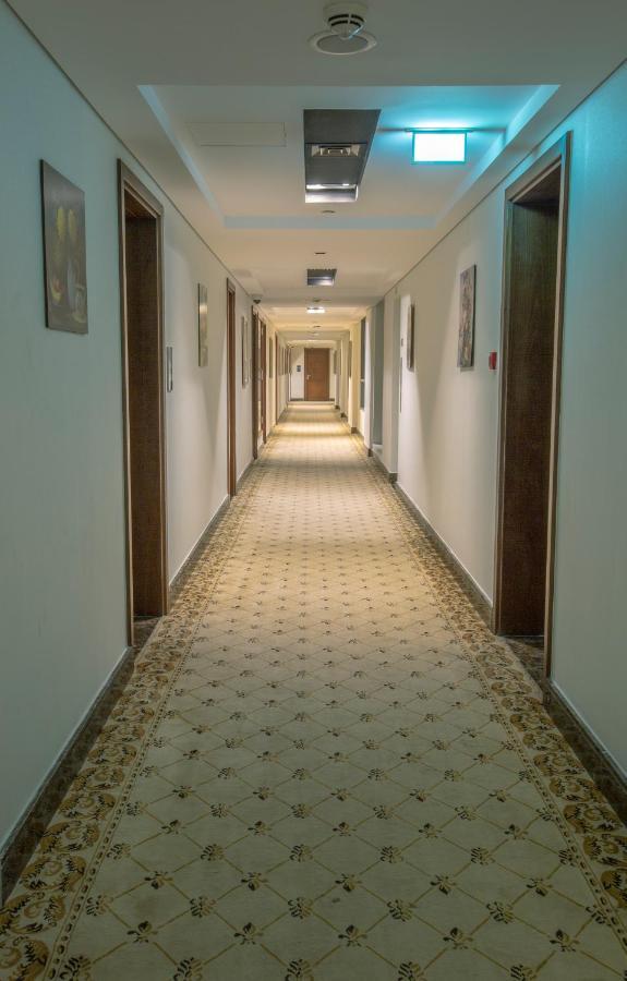 Gulf Hotel Dubai
