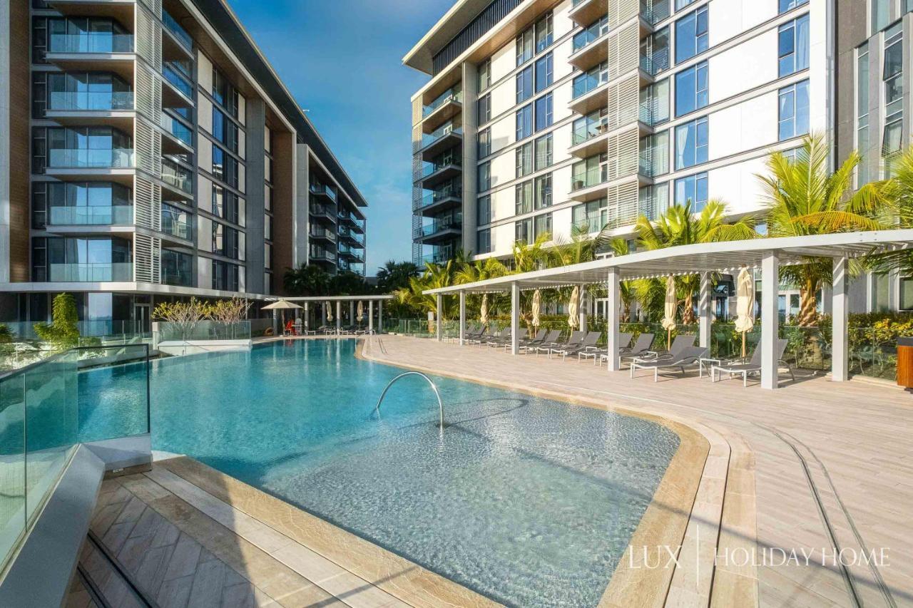 Lux - The Bluewater Island *
