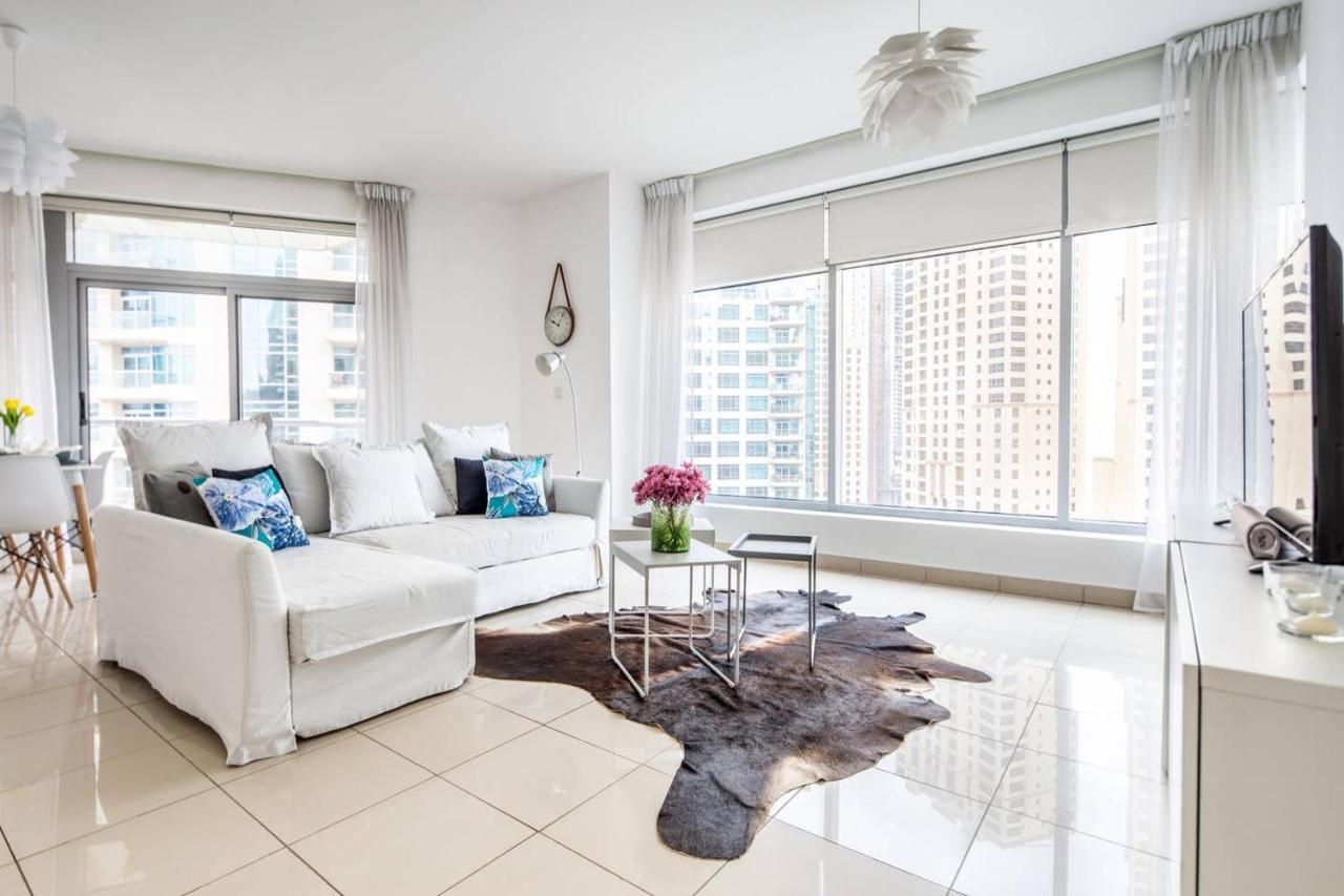 Frank Porter - Park Island Fairfield Apartment