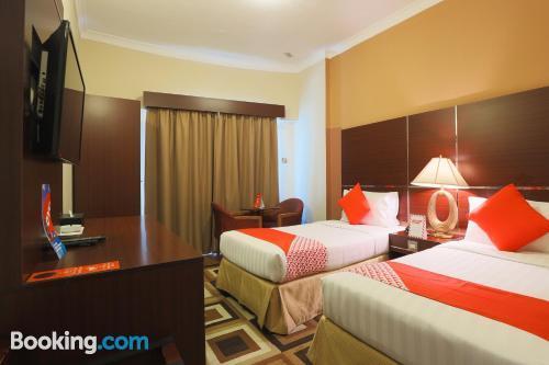 Oyo 332 Syaj Hotell 2*