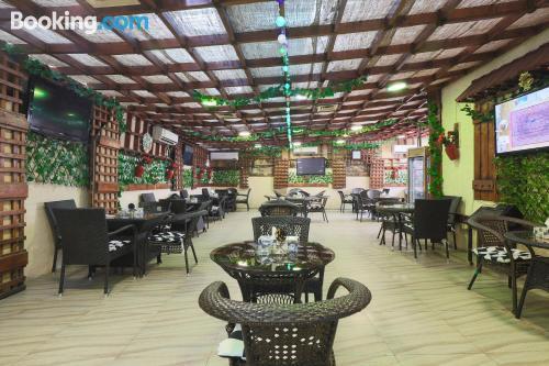 Oyo 332 Syaj Hotell 2*