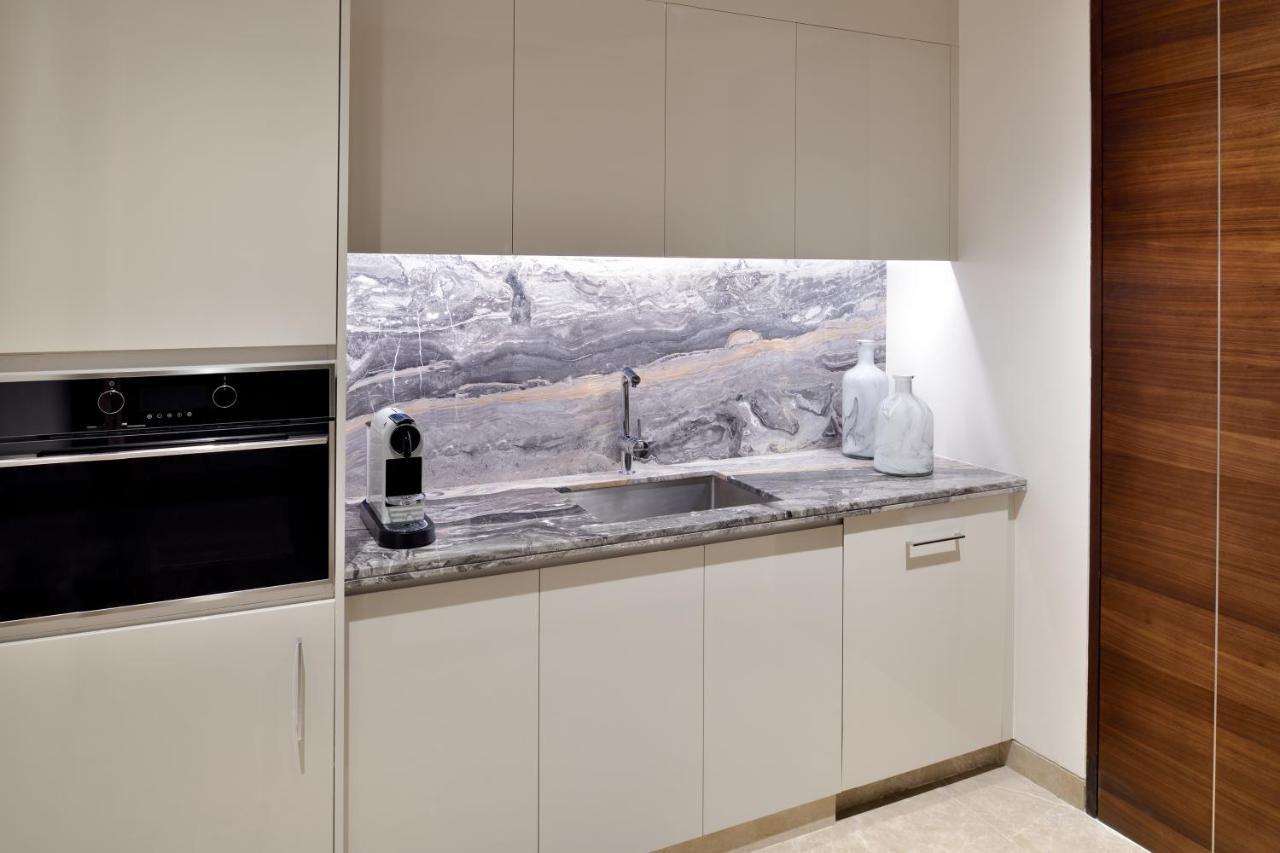 Hotell Address Sky View 5*