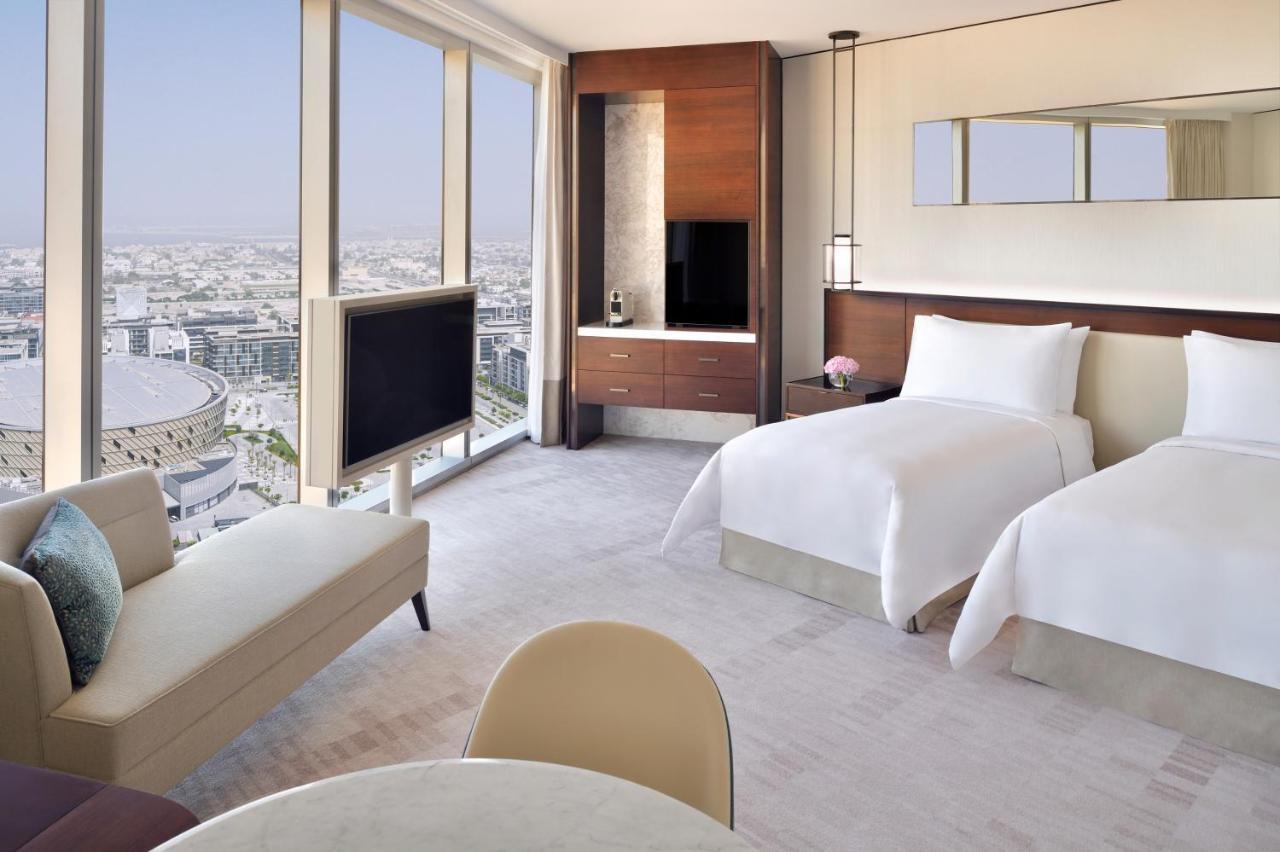 Address Sky View Hotell